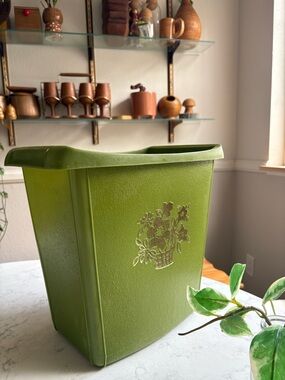 Flower power avocado green waste basket vintage MCM